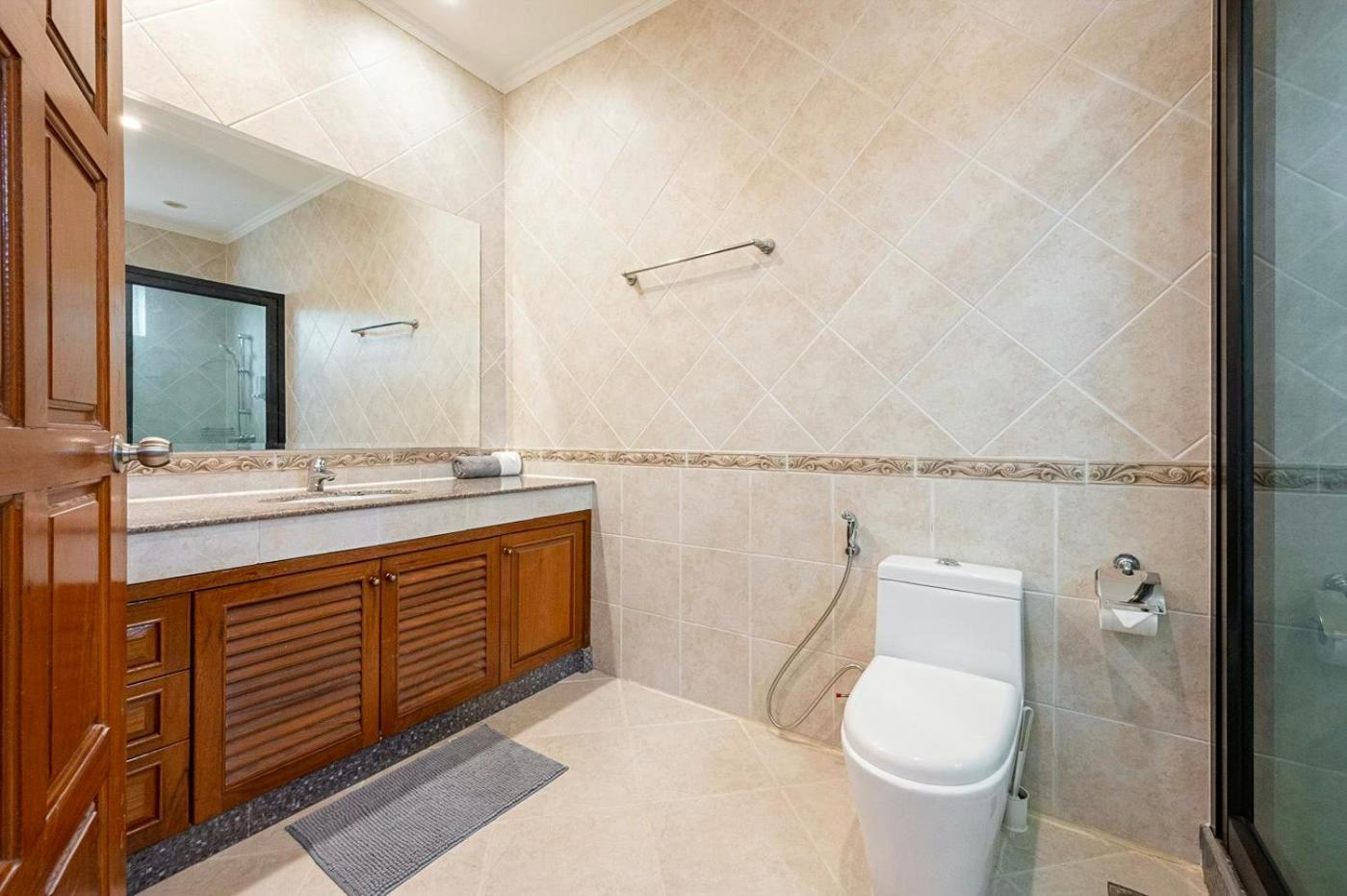 Majestic Residence Pool Villas 3 Bedrooms Private Beach Pattaya Exterior photo