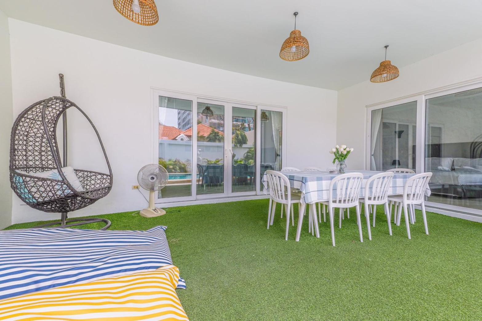 Majestic Residence Pool Villas 3 Bedrooms Private Beach Pattaya Exterior photo